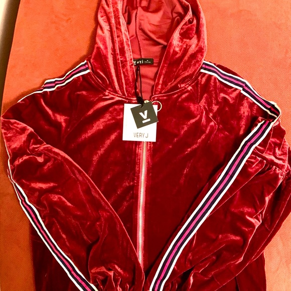 Red Velvet Zip Hoodie Jacket - Picture 6 of 9